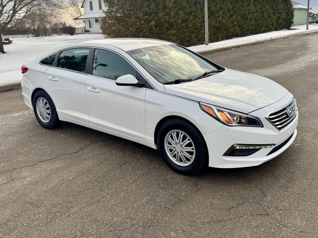 2017 Hyundai Sonata 2.4L GL Photo
