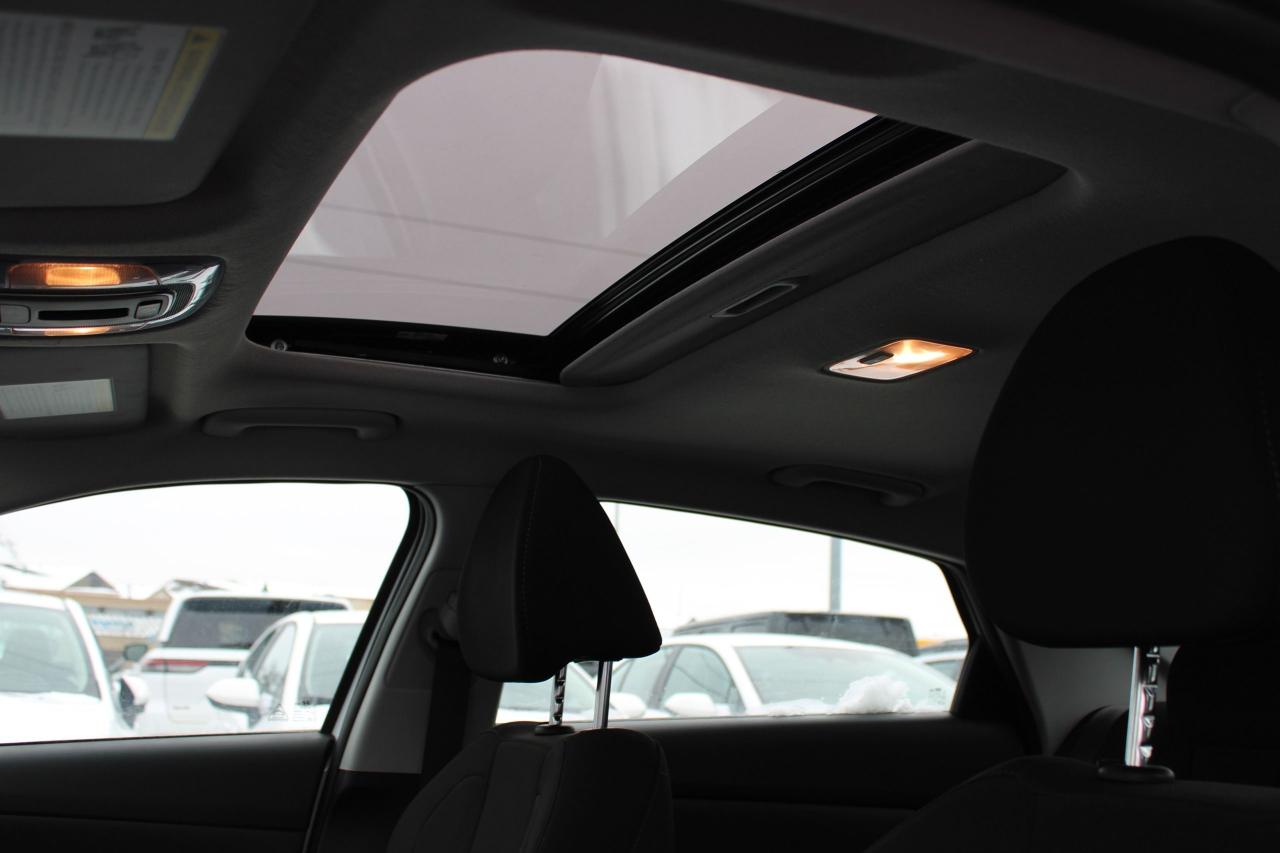 2025 Hyundai Elantra Preferred IVT w/Tech Pkg Photo