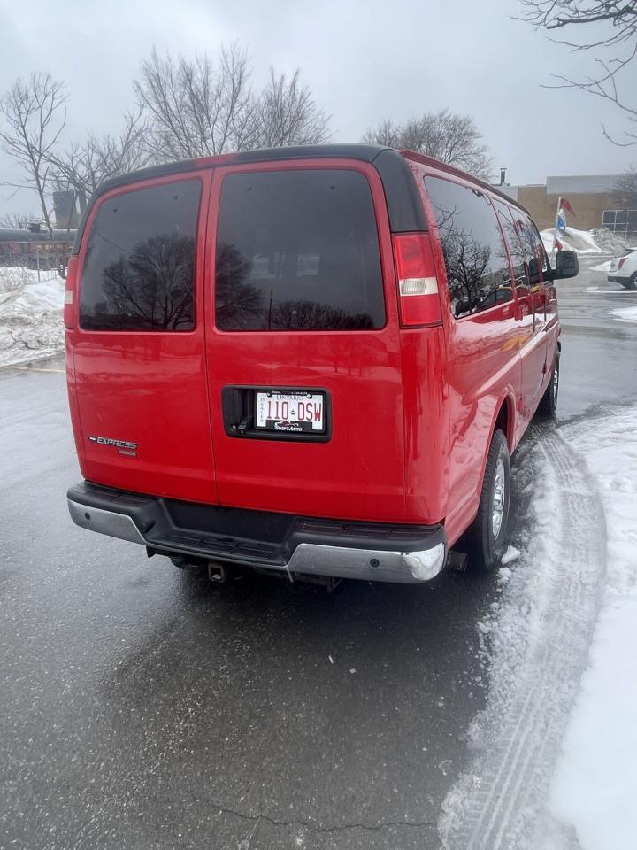2013 Chevrolet Express LT   12 PASSENGER Photo