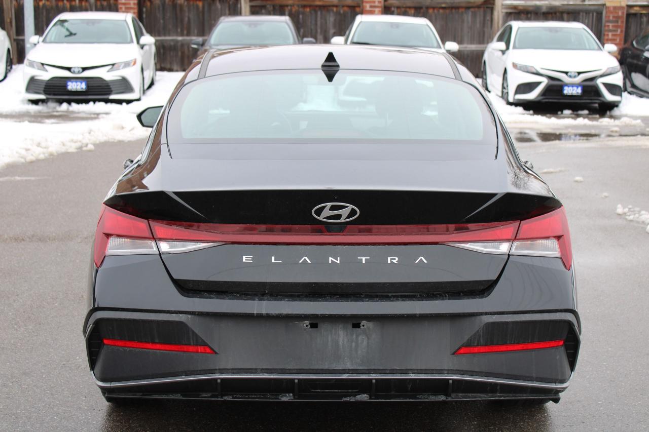2024 Hyundai Elantra Preferred IVT w/Tech Pkg Photo