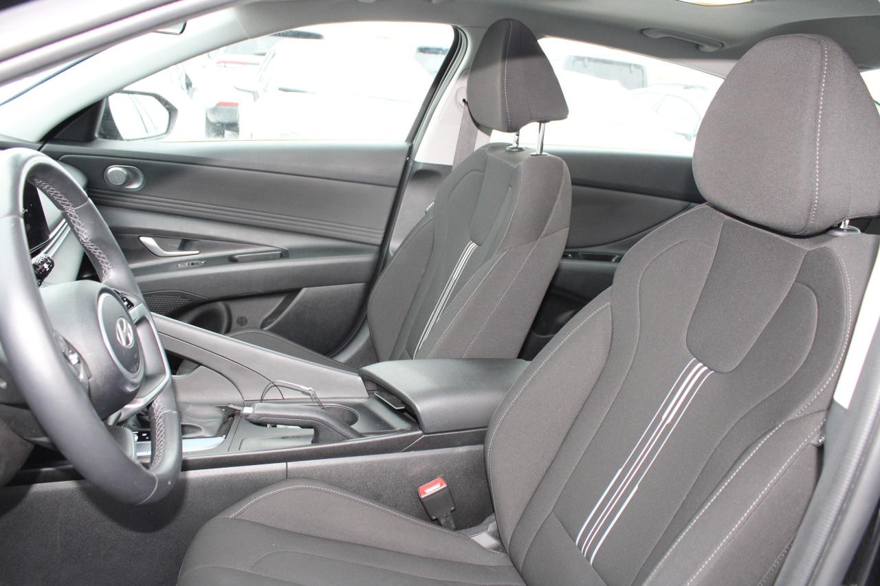 2024 Hyundai Elantra Preferred IVT w/Tech Pkg Photo