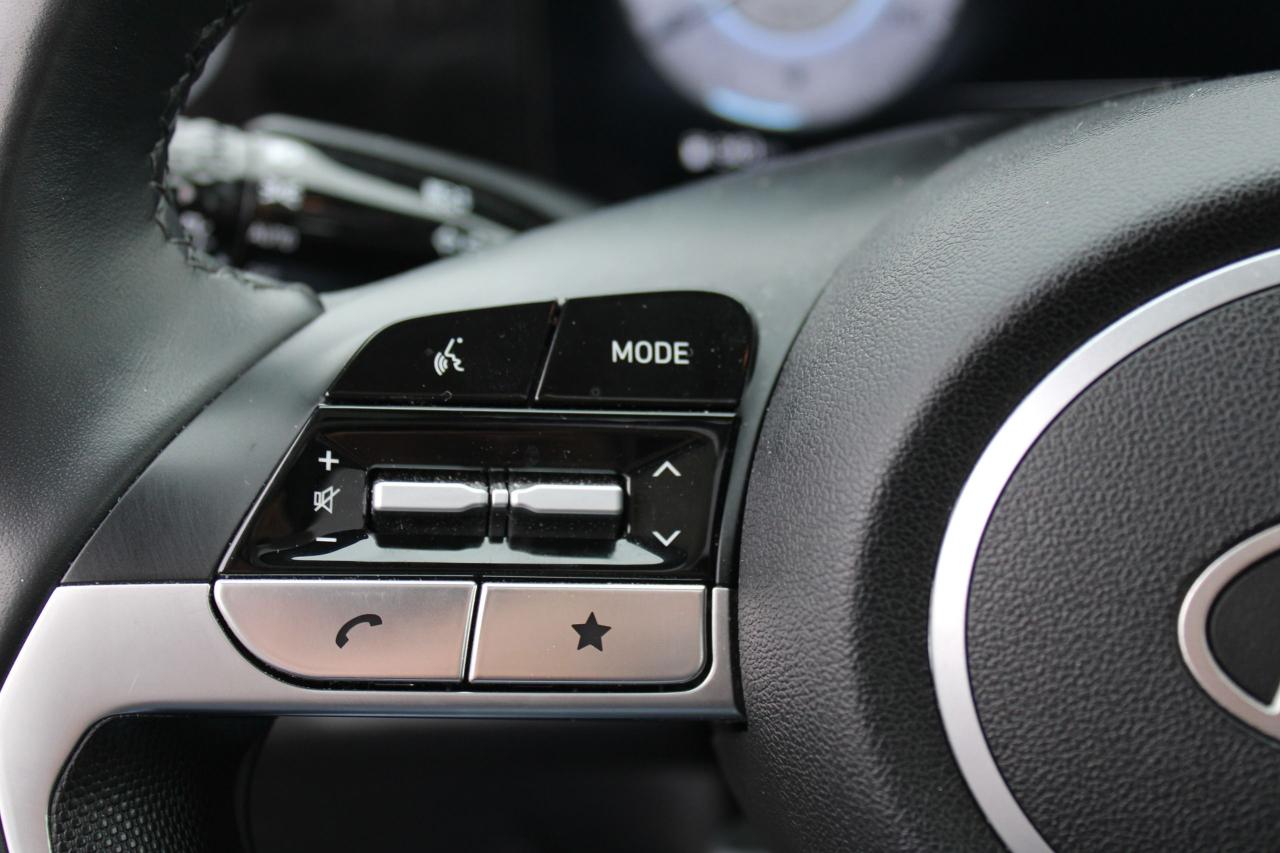 2024 Hyundai Elantra Preferred IVT w/Tech Pkg Photo