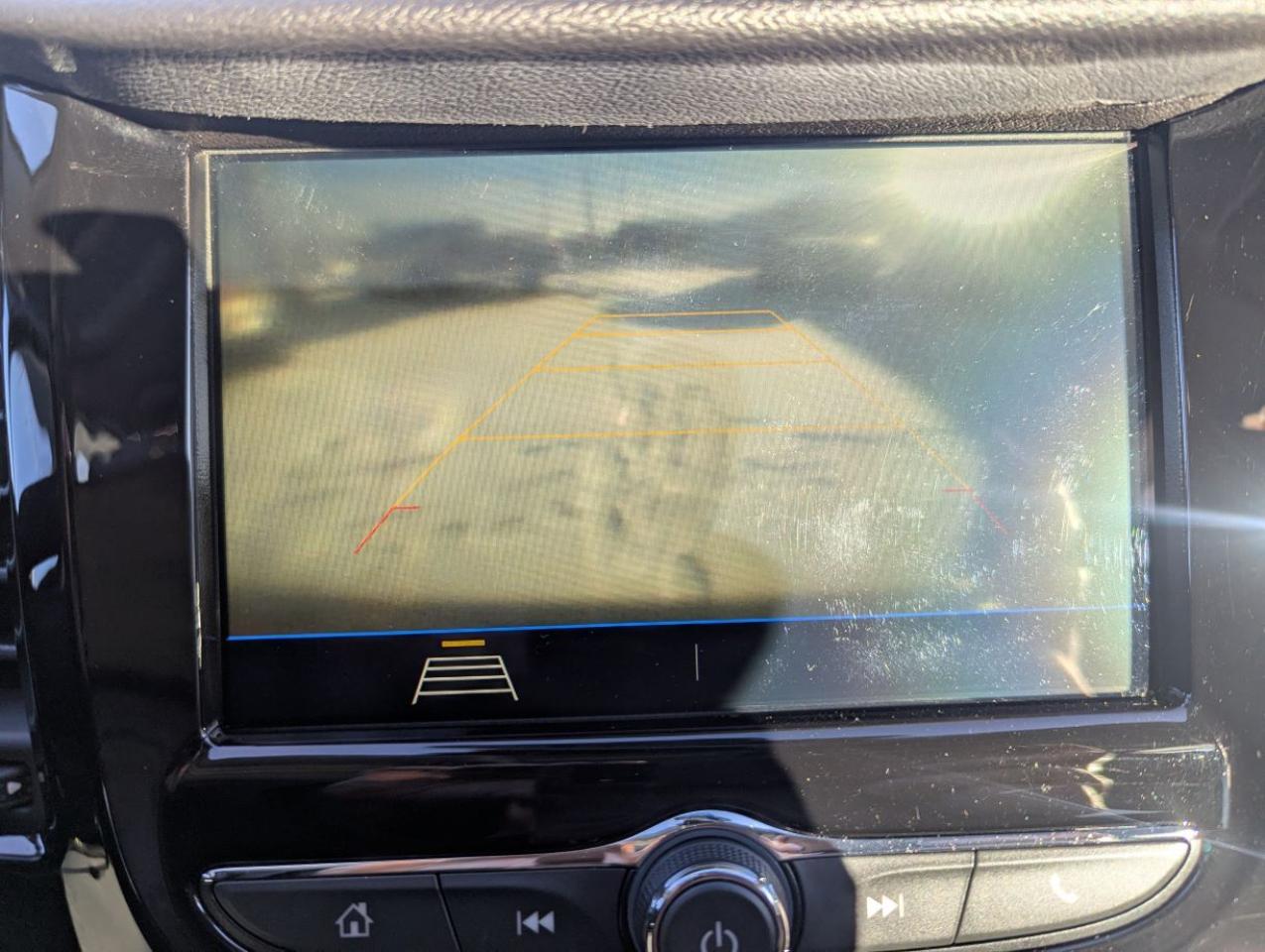 2019 Chevrolet Trax LT ALL WHEEL DRIVE WITH APPLE CARPLAY!! Photo