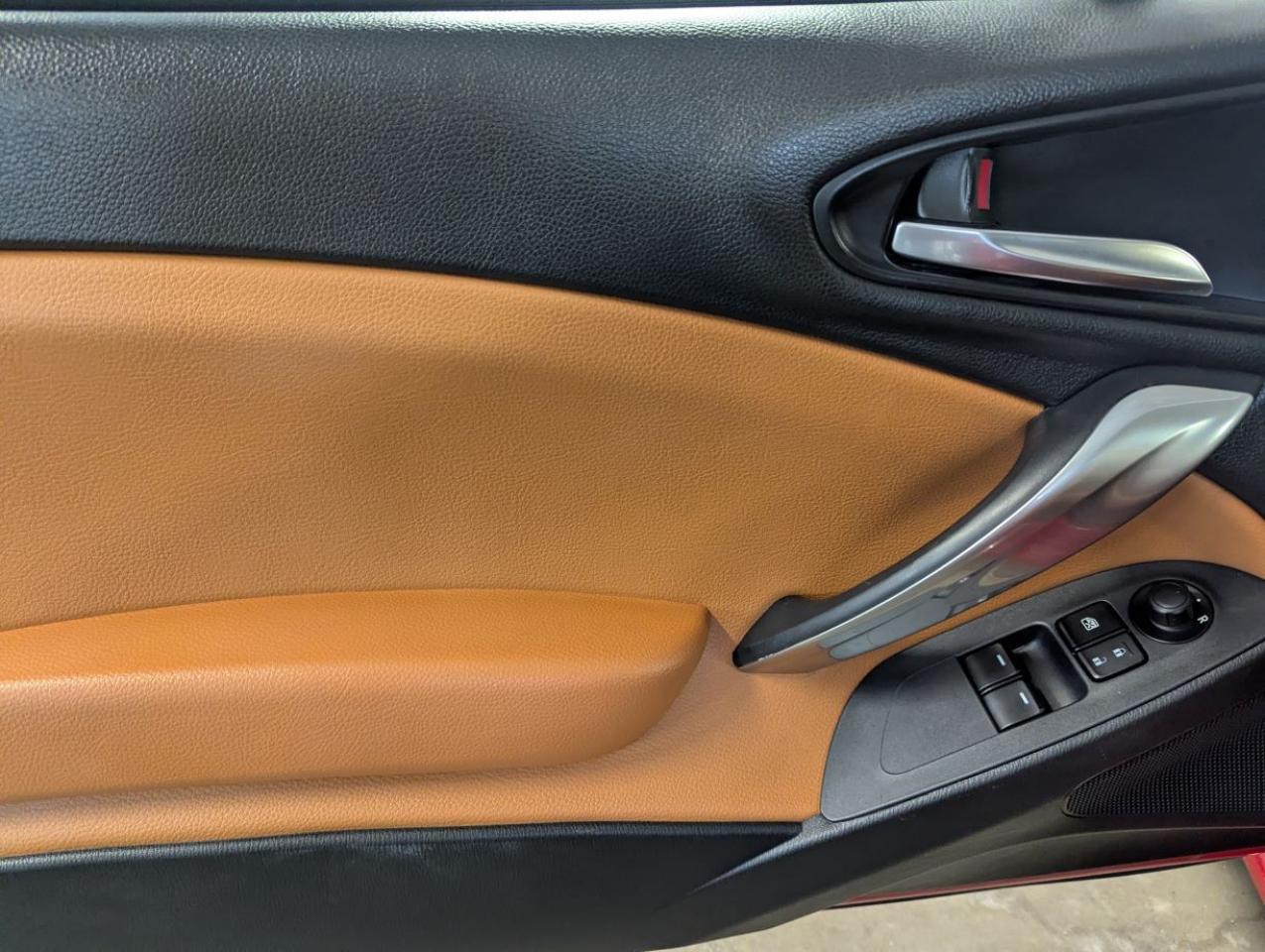 2020 Fiat 124 Spider Lusso WITH LOW LOW KILOMETERS!! Photo