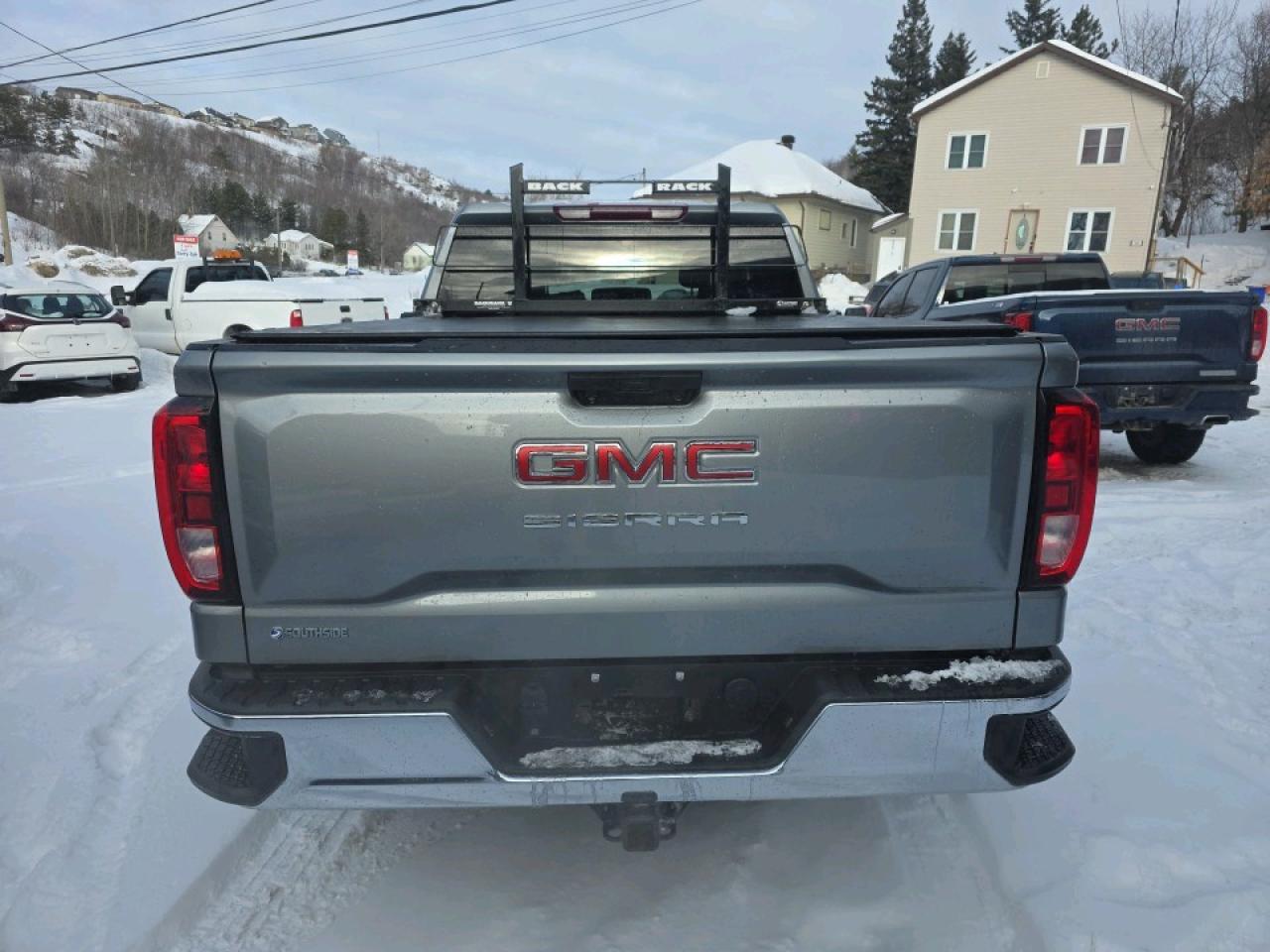 2023 GMC Sierra 1500 Pro PRO DBL CAB 4X4 Photo