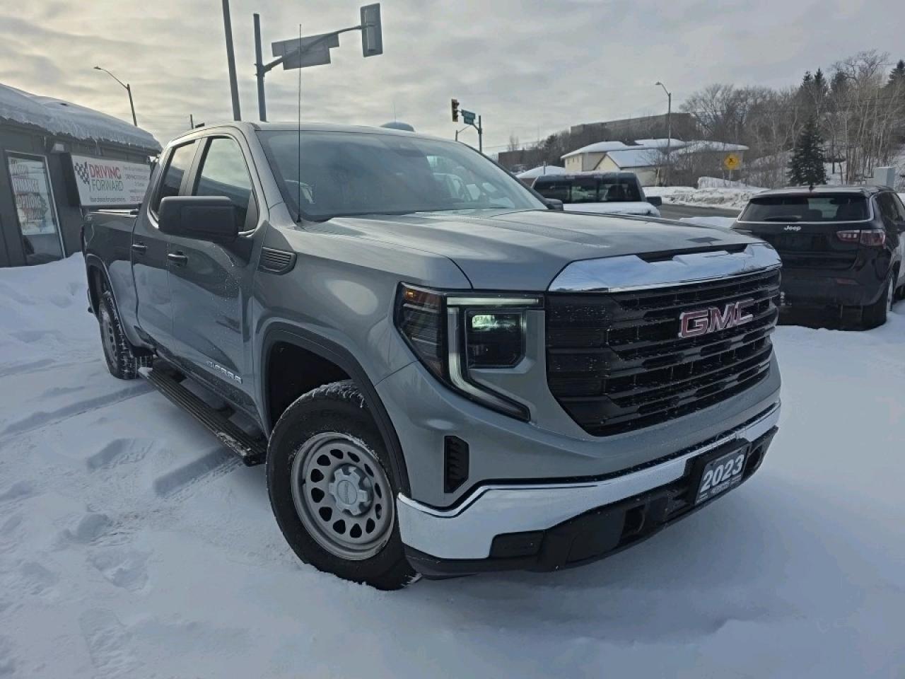 2023 GMC Sierra 1500 Pro PRO DBL CAB 4X4 Photo