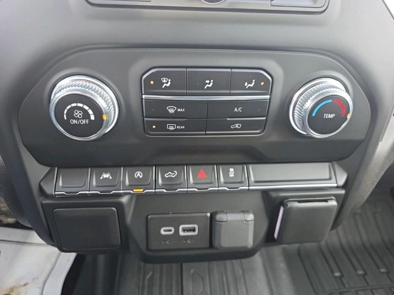 2023 GMC Sierra 1500 Pro PRO DBL CAB 4X4 Photo