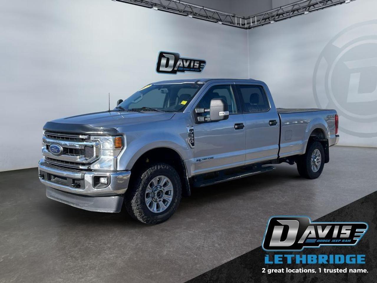 <b>Running Boards, Box Liner, Power Driver Seat, CarPlay and Android Auto, </b><br /> The 2022 Ford F?350 Super Duty XL is a rugged, work?ready full?size pickup engineered for heavy towing, hauling, and dependable performance. Powered by a robust 6.7?L V8 Diesel engine with a 10?speed automatic transmission, this F?350 delivers industry?leading capability with up to 15,000?lbs+ towing and exceptional payload strength for demanding jobs.<br /><br />Designed for reliability on the job site or the open road, the Super Duty XL features Stability Control with Traction Control, hill start assist, trailer sway damping, and heavy?duty suspension  giving you confidence when towing trailers, equipment, or work gear.<br /><br />Inside, the cabin offers practical comfort with spacious seating for up to six, durable materials, an intuitive instrument cluster, USB connectivity, and standard safety features including a rear view camera, tire pressure monitoring, and power steering.<br /> <br />To apply right now for financing use this link: <a href=https://lethbridge.davisdodge.ca/free-credit-check/ target=_blank rel=nofollow noopener noreferrer>https://lethbridge.davisdodge.ca/free-credit-check/</a><br /><br /> <br /><br />Locally Owned & Trusted for Over 35 Years  Davis Dodge in Lethbridge, AB <br /><br /> At Davis Dodge, weve proudly served the Lethbridge community for more than 35 years, offering an unparalleled car buying experience. Dont just take our word for itour Google reviews speak volumes about our commitment to exceptional service. <br /><br /> Delivery & At-Home Test Drives: Convenient options to suit your lifestyle. <br /><br /> Flexible Financing for Everyone: Get the vehicle you need with financing solutions tailored to your situation. <br /><br /> Full Mechanical Inspections & Professional Cleaning: Every vehicle is thoroughly inspected and cleaned before it hits our lot.<br /><br /> We take all makes and models on trade and offer competitive pricing with inventory that changes daily. Whether you're shopping for a Chrysler, Dodge, Jeep, RAM, or FIAT, our AMVIC Licensed dealership makes it easy to browse, buy, and drive away.<br /><br /> Located in Lethbridge, AB, we proudly serve customers in Fort Macleod, Taber, Claresholm, and Coaldale. Shop online or visit us today to experience the best in sales, service, and selection. Standard bank rates apply; taxes are additional.<br /><br /> Vehicle pricing offer shown expires 2026-04-30. <br /> Come by and check out our fleet of 80+ used cars and trucks and 110+ new cars and trucks for sale in Lethbridge. o~o