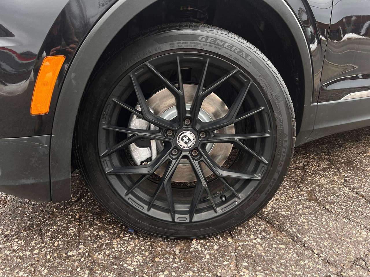 2018 Volkswagen Tiguan SEL 4MOTION NO ACCIDENTS 7SEATER BLINDSPOT CARPLAY Photo