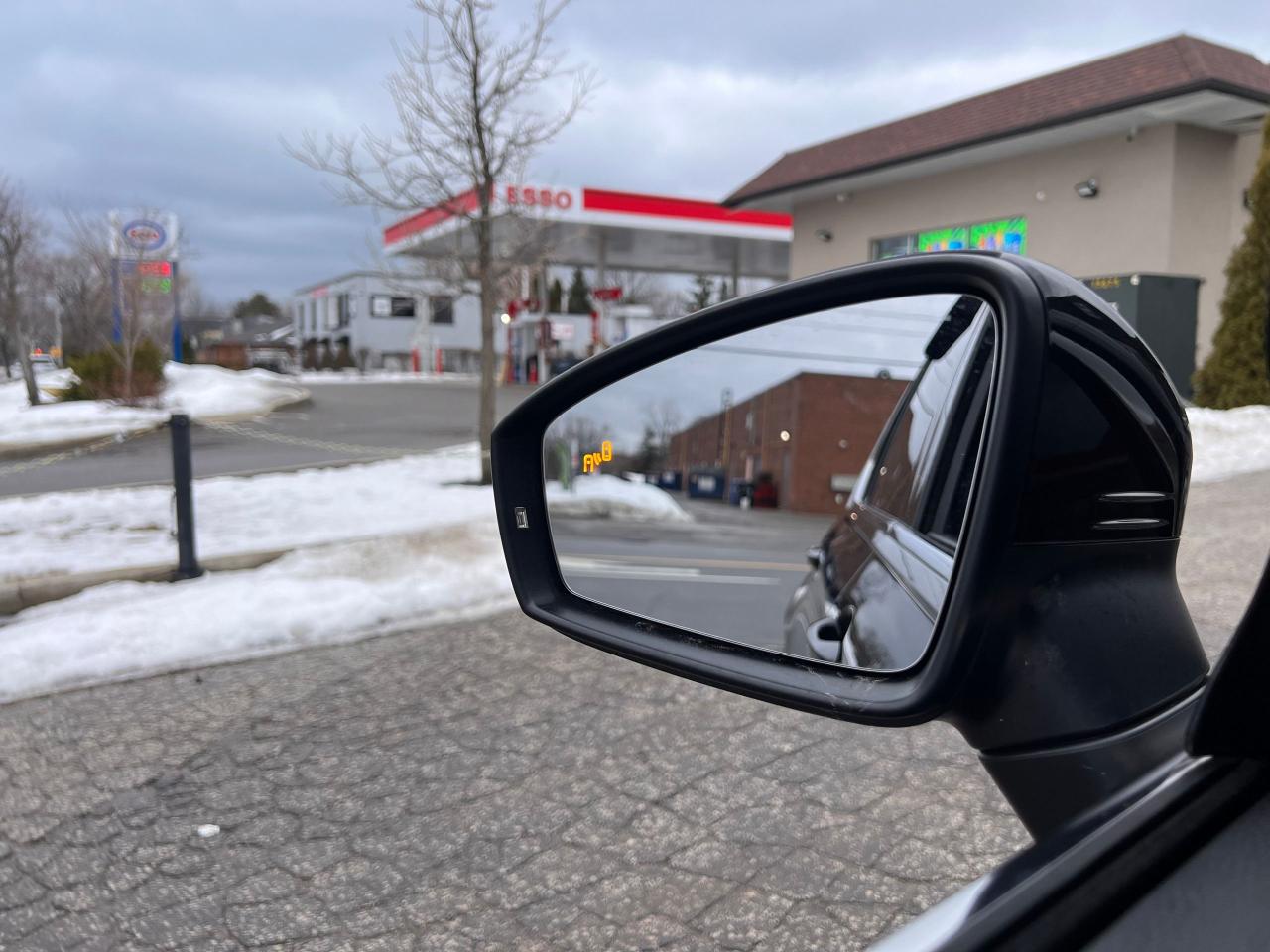 2018 Volkswagen Tiguan SEL 4MOTION NO ACCIDENTS 7SEATER BLINDSPOT CARPLAY Photo