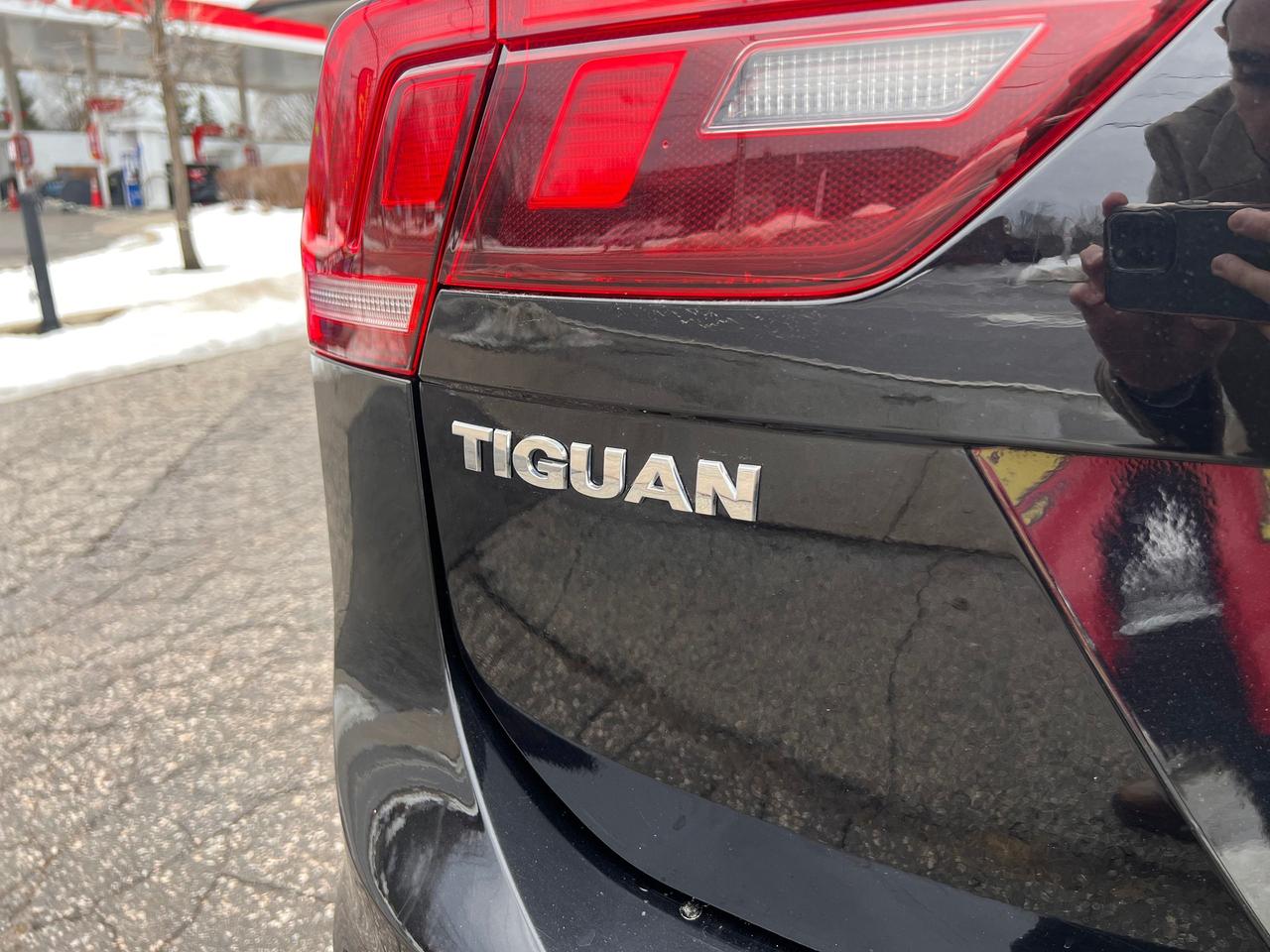 2018 Volkswagen Tiguan SEL 4MOTION NO ACCIDENTS 7SEATER BLINDSPOT CARPLAY Photo