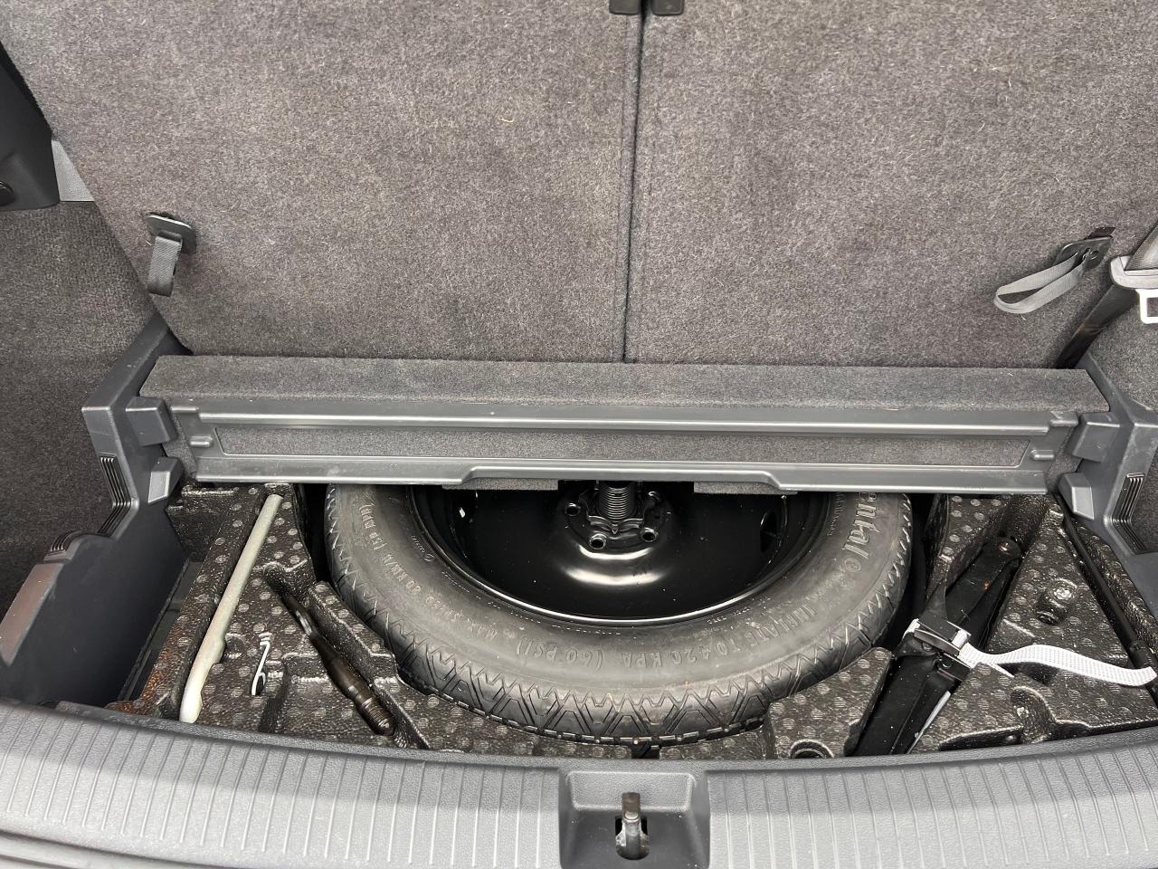 2018 Volkswagen Tiguan SEL 4MOTION NO ACCIDENTS 7SEATER BLINDSPOT CARPLAY Photo