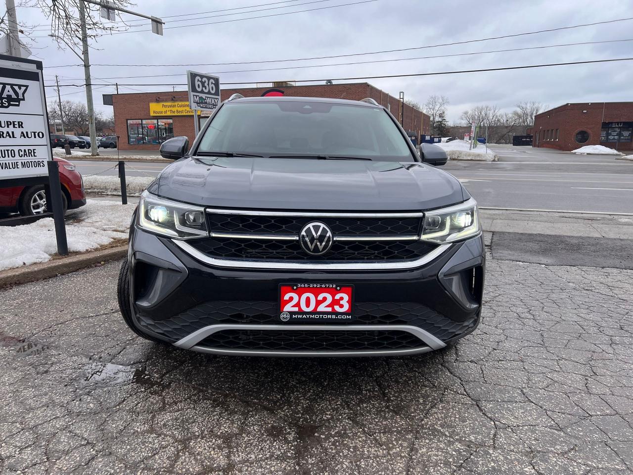 2023 Volkswagen Taos SEL 4MOTION NO ACCIDENTS FULLY LOADED Photo