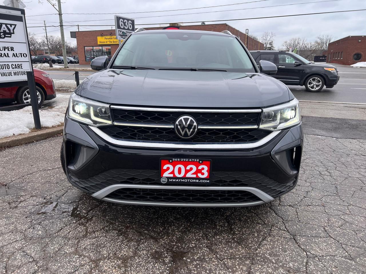 2023 Volkswagen Taos SEL 4MOTION NO ACCIDENTS FULLY LOADED Photo