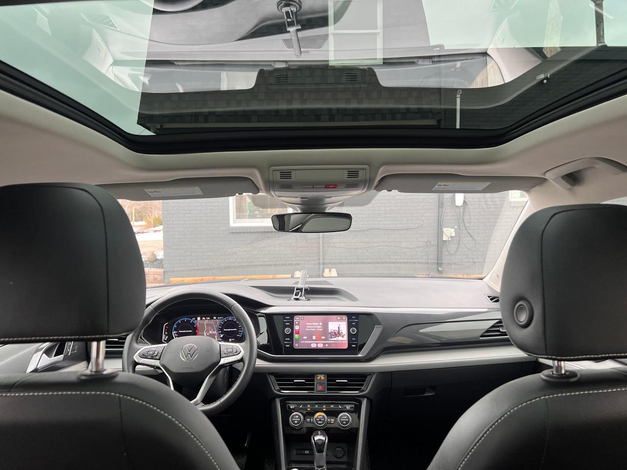 2023 Volkswagen Taos SEL 4MOTION NO ACCIDENTS FULLY LOADED Photo