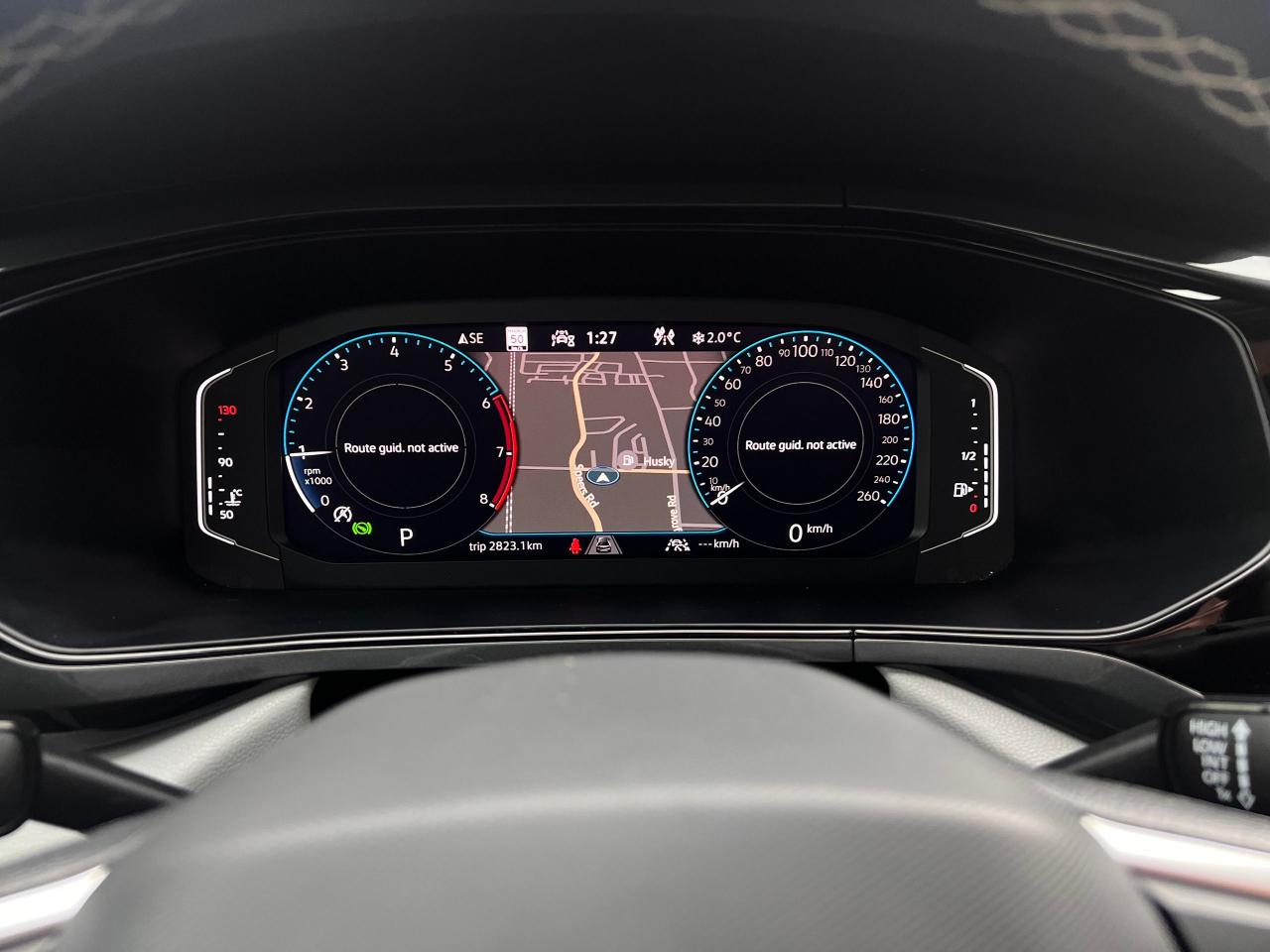 2023 Volkswagen Taos SEL 4MOTION NO ACCIDENTS FULLY LOADED Photo