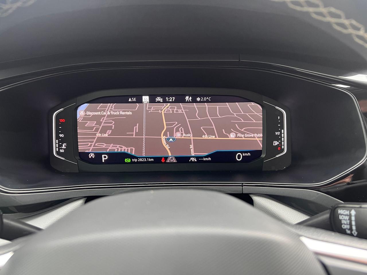 2023 Volkswagen Taos SEL 4MOTION NO ACCIDENTS FULLY LOADED Photo