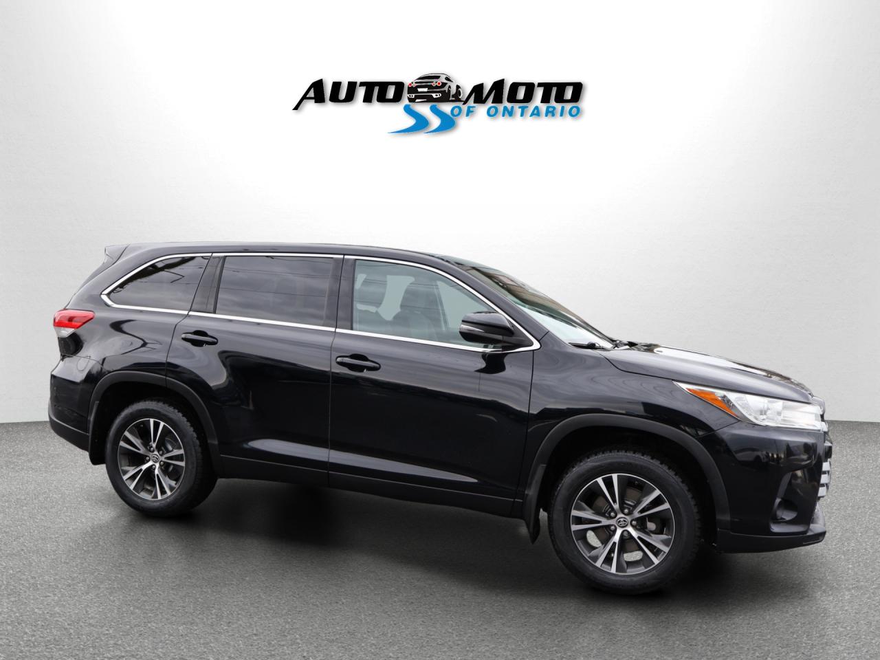 2019 Toyota Highlander LE PLUS AWD CERTIFIED *1 OWNER* CAMERA BLUETOOTH CRUISE ALLOYS Photo