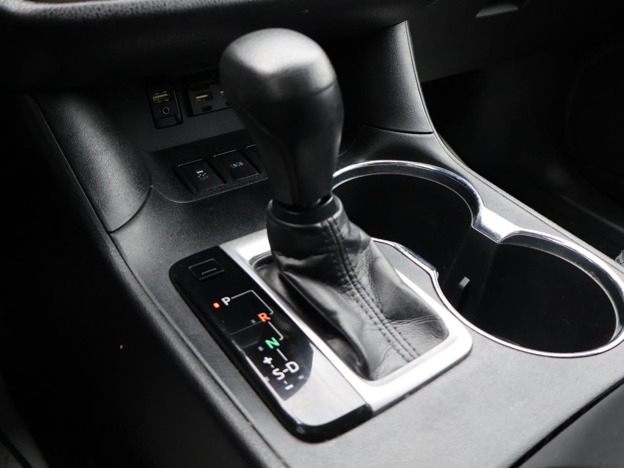 2019 Toyota Highlander LE PLUS AWD CERTIFIED *1 OWNER* CAMERA BLUETOOTH CRUISE ALLOYS Photo