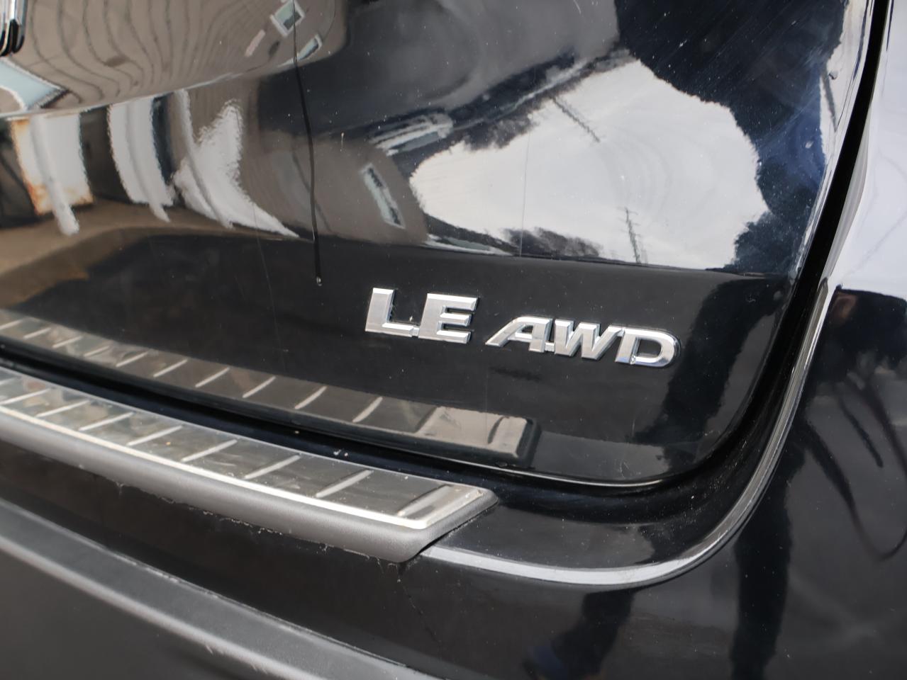 2019 Toyota Highlander LE PLUS AWD CERTIFIED *1 OWNER* CAMERA BLUETOOTH CRUISE ALLOYS Photo