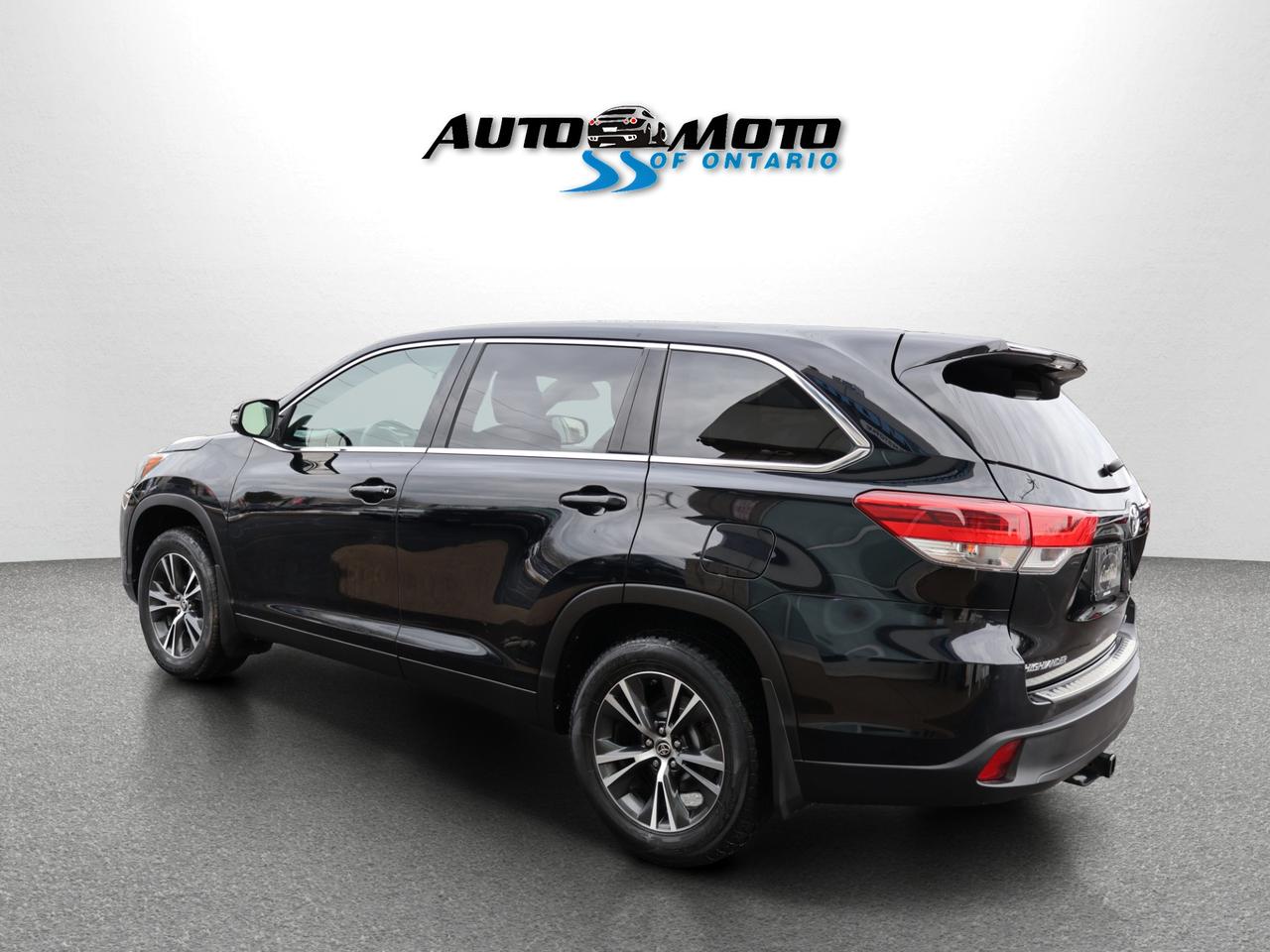 2019 Toyota Highlander LE PLUS AWD CERTIFIED *1 OWNER* CAMERA BLUETOOTH CRUISE ALLOYS Photo