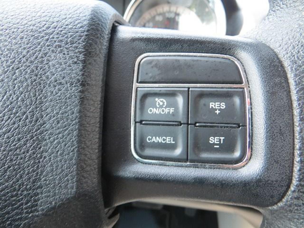 2016 Dodge Grand Caravan CERTIFIED, ONLY 63,000KM, 7 PASS, CLEAN CARFAX Photo