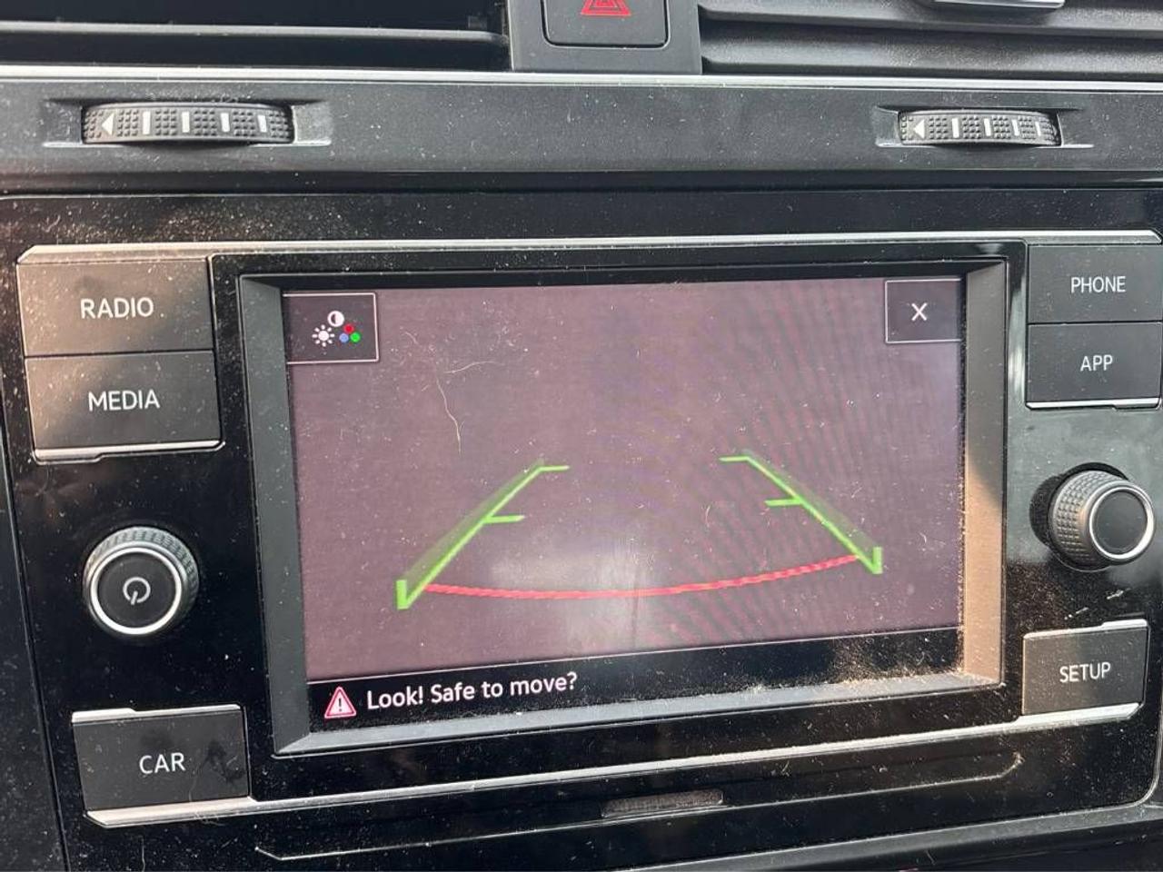 2019 Volkswagen Golf Comfortline 5SPD MANUAL!! LOW KM, HEATED SEATS!! Photo13