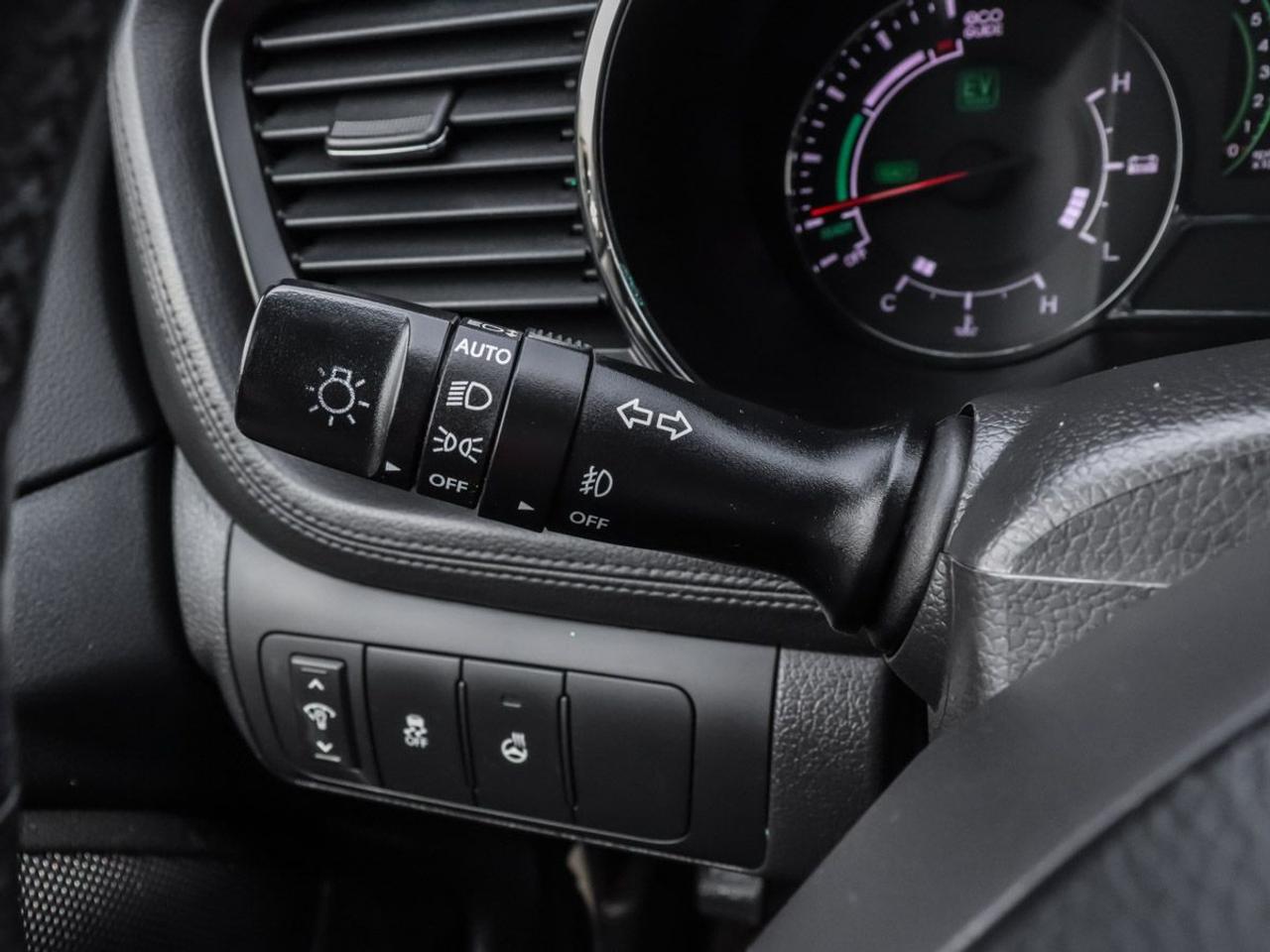 2013 Kia Optima Hybrid Photo