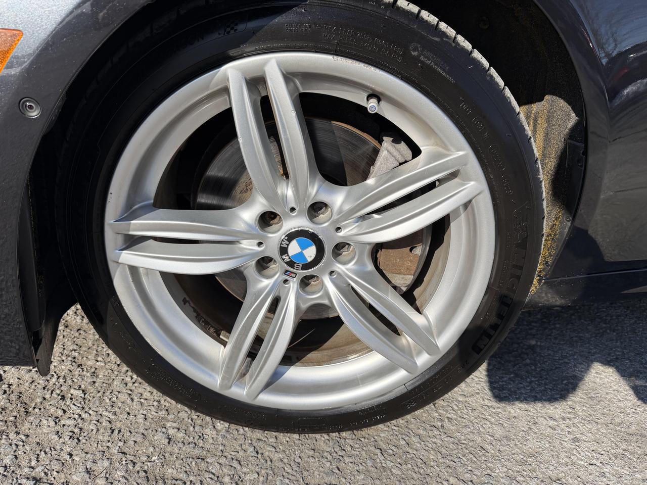 2014 BMW 5 Series 550i xDrive V8, SUPER CLEAN, LEATHER, NAVIGATION Photo15