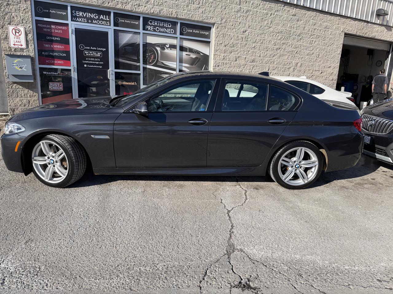 2014 BMW 5 Series 550i xDrive V8, SUPER CLEAN, LEATHER, NAVIGATION Photo55