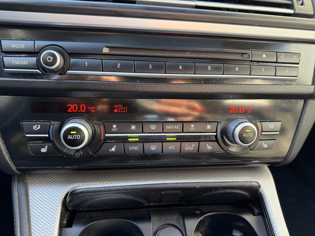 2014 BMW 5 Series 550i xDrive V8, SUPER CLEAN, LEATHER, NAVIGATION Photo37