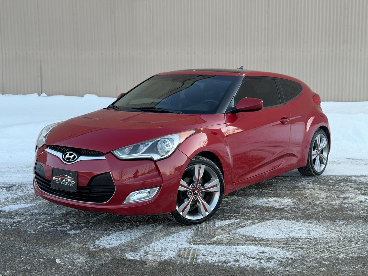 Used 2013 Hyundai Veloster w/Tech for sale in Thorold, ON