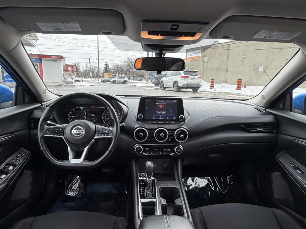 2021 Nissan Sentra SV Photo