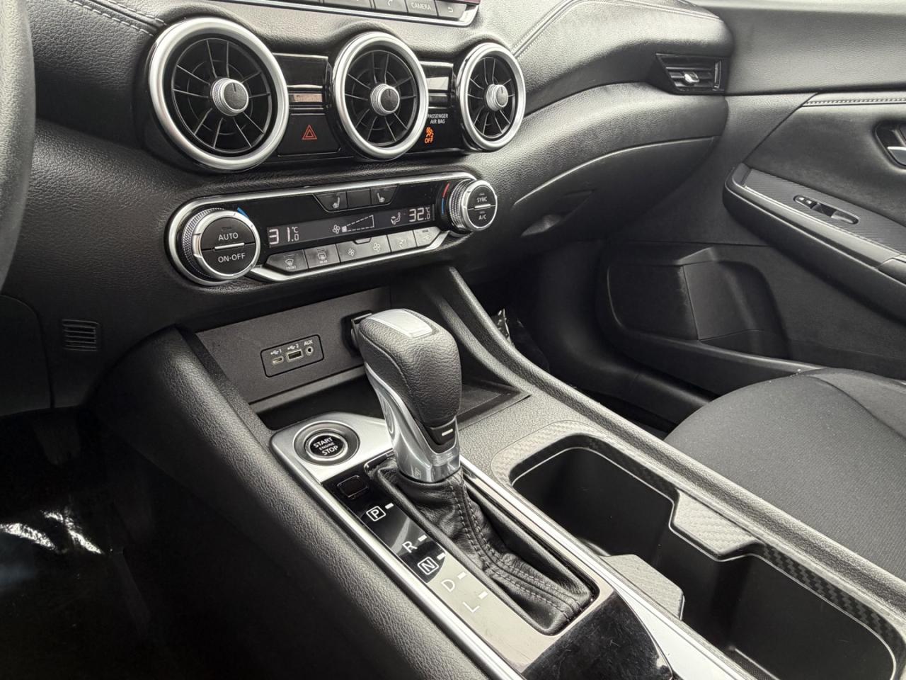 2021 Nissan Sentra SV Photo