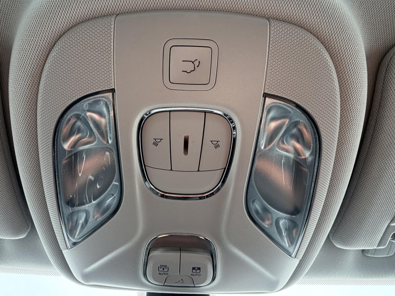 2020 Jeep Compass Trailhawk 4WD Photo