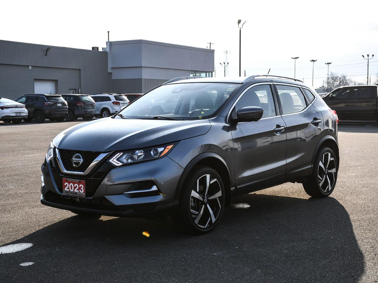 2023 Nissan Qashqai AWD SL CVT Photo0