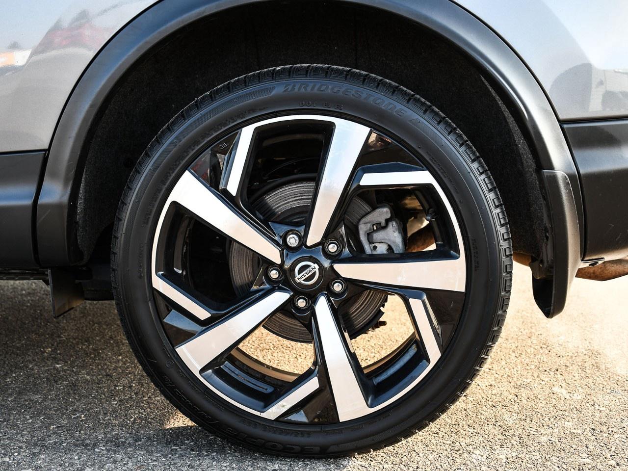 2023 Nissan Qashqai AWD SL CVT Photo