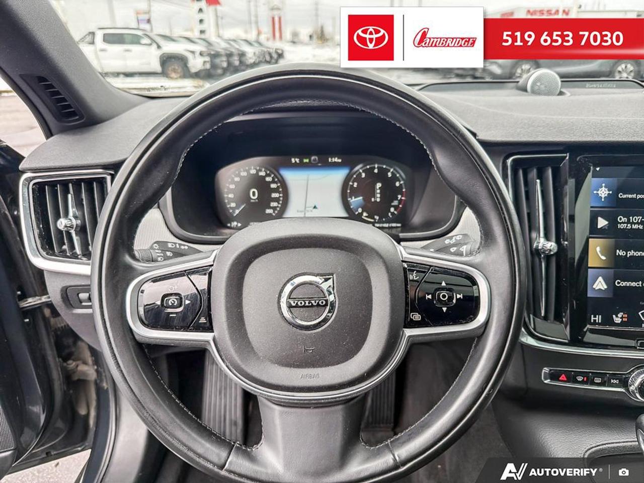 2019 Volvo V90 Cross Country T6 Photo