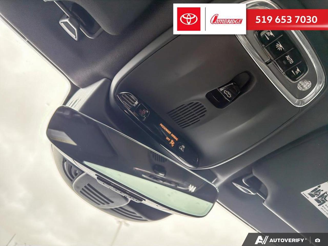 2019 Volvo V90 Cross Country T6 Photo