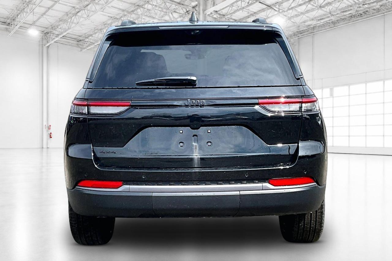 2026 Jeep Grand Cherokee LIMITED | Altitude | Pano Roof | Leather | Nav Photo