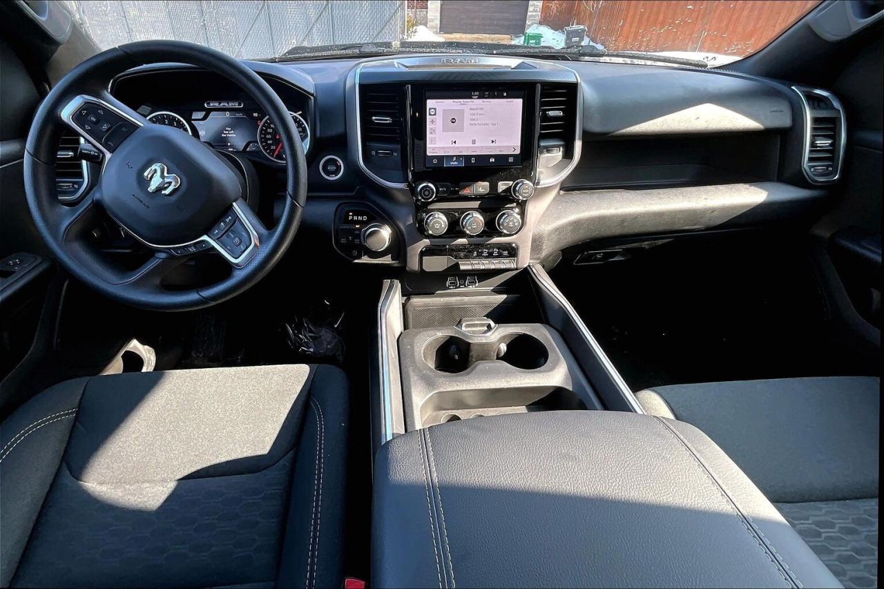 2026 RAM 1500 EXPRESS | Blackout | 8.4" TOUCHSCREEN | 4X4 Photo