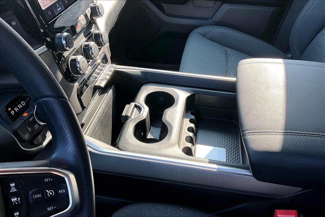 2026 RAM 1500 EXPRESS | Blackout | 8.4" TOUCHSCREEN | 4X4 Photo