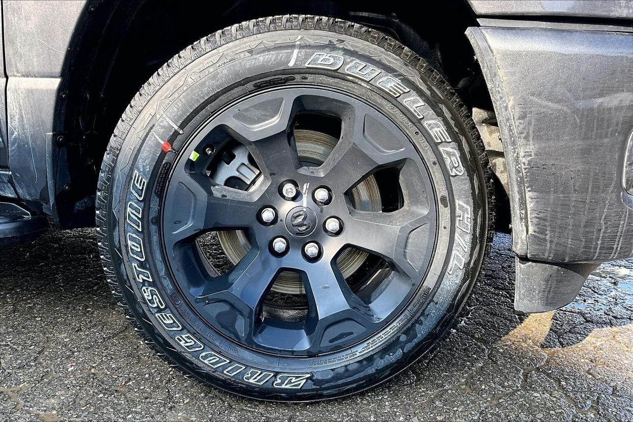 2026 RAM 1500 EXPRESS | Blackout | 8.4" TOUCHSCREEN | 4X4 Photo