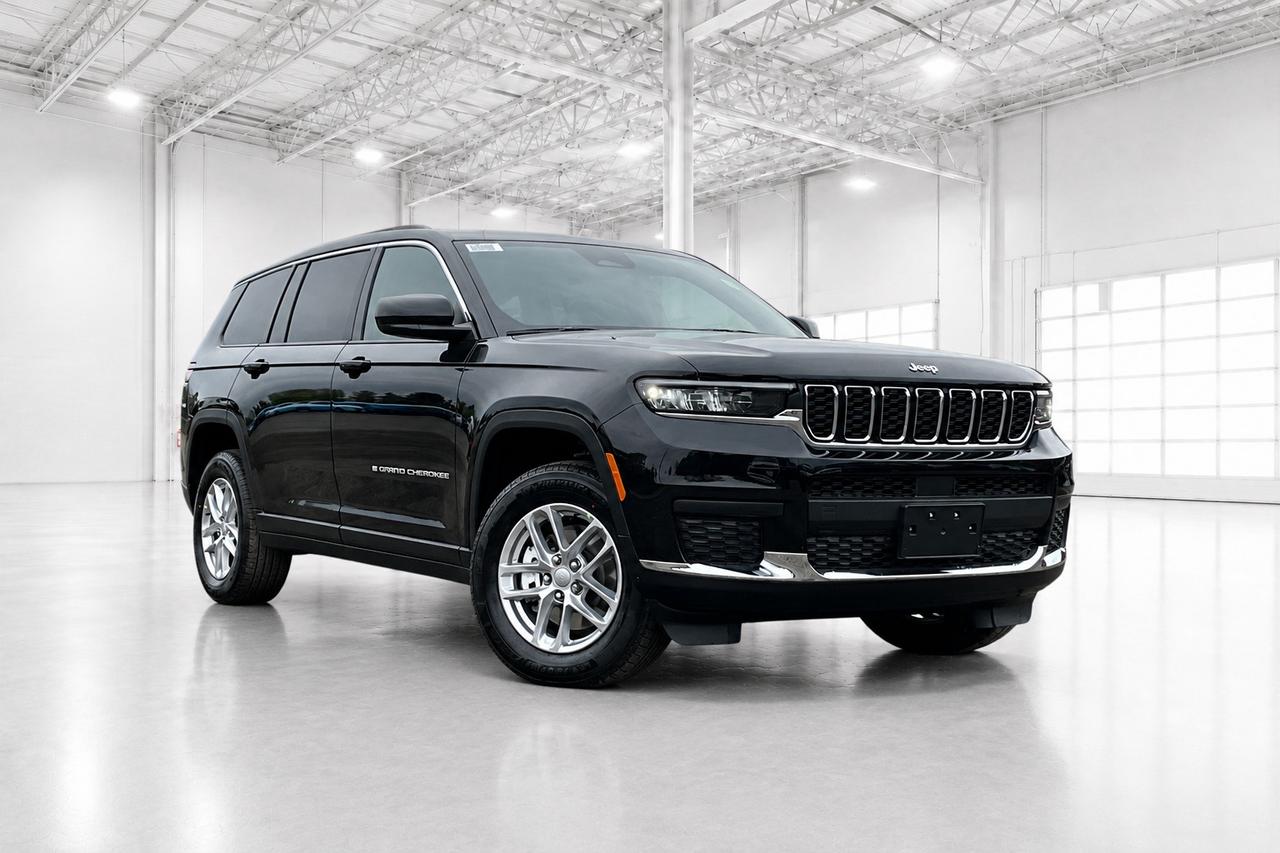 2026 Jeep Grand Cherokee L LAREDO X | Sunroof | 7-Passenger | Tow Pkg Photo