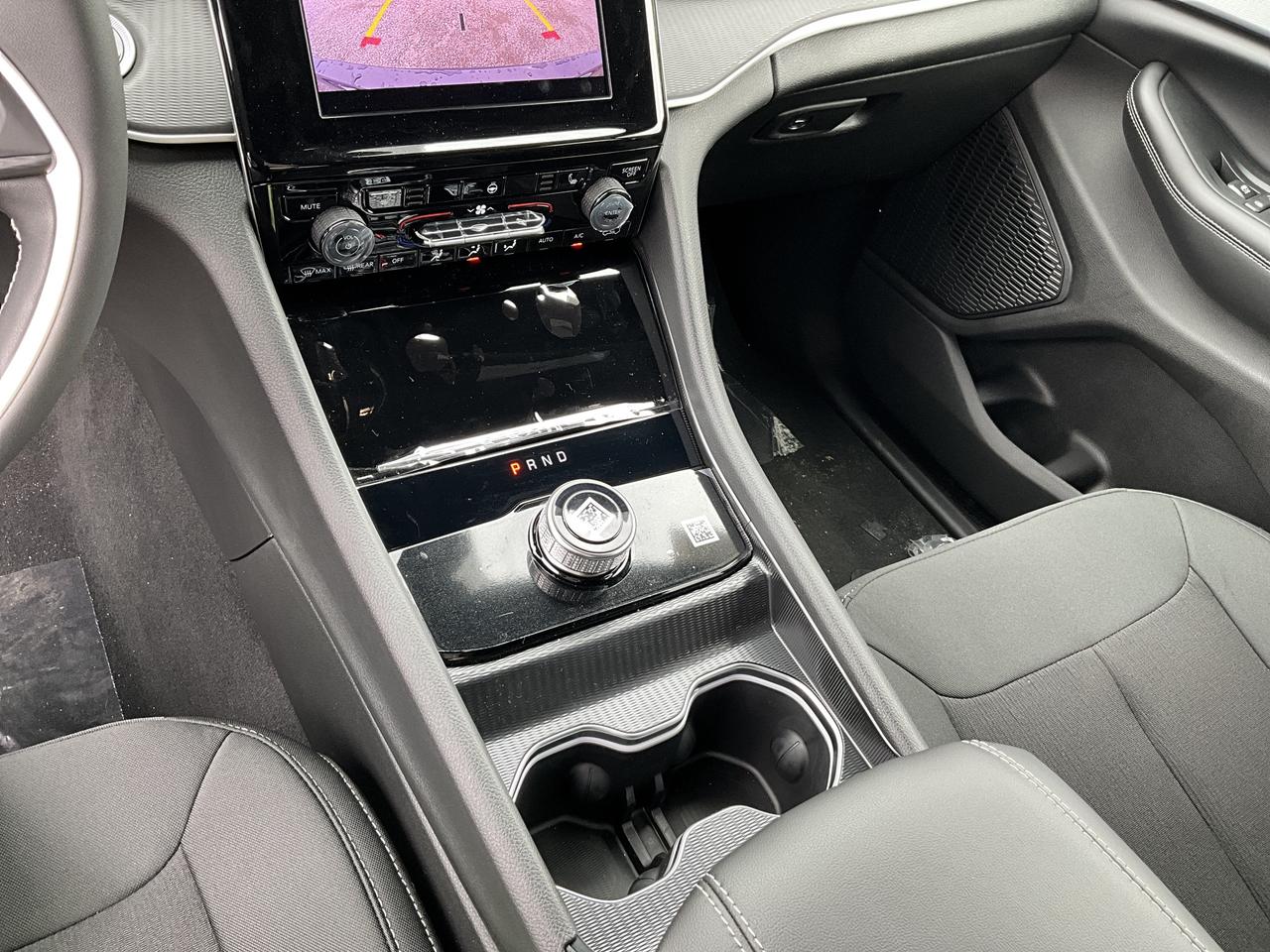 2026 Jeep Grand Cherokee L LAREDO X | Sunroof | 7-Passenger | Tow Pkg Photo