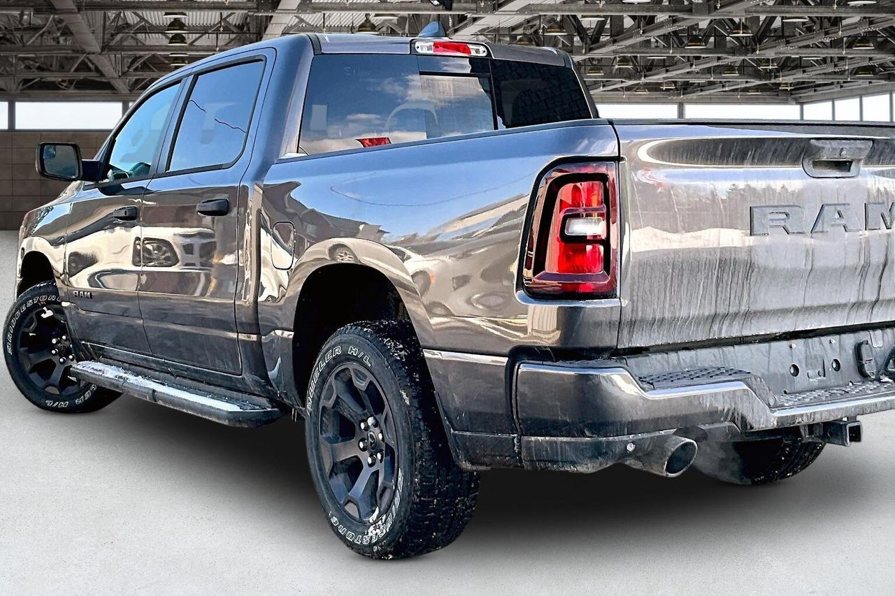 2026 RAM 1500 EXPRESS | Blackout | 3.0L Hurricane | Crew | 4X4 Photo