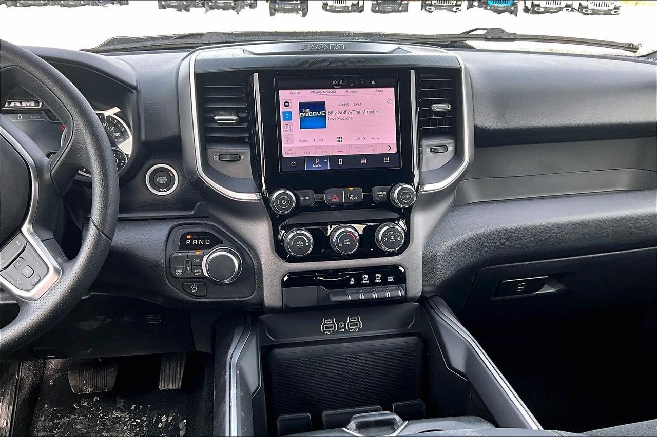 2026 RAM 1500 EXPRESS | Blackout | 8.4" TOUCHSCREEN | 4X4 Photo