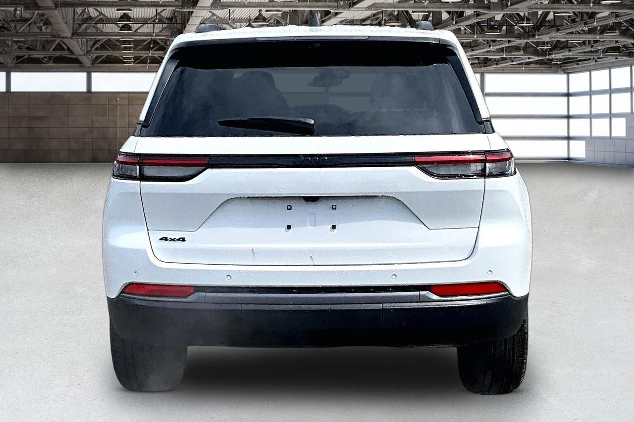 2026 Jeep Grand Cherokee LIMITED | Altitude | Pano Roof | Leather | Nav Photo