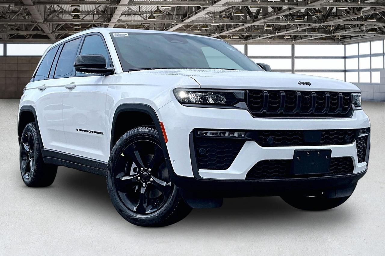 2026 Jeep Grand Cherokee LIMITED | Altitude | Pano Roof | Leather | Nav Photo