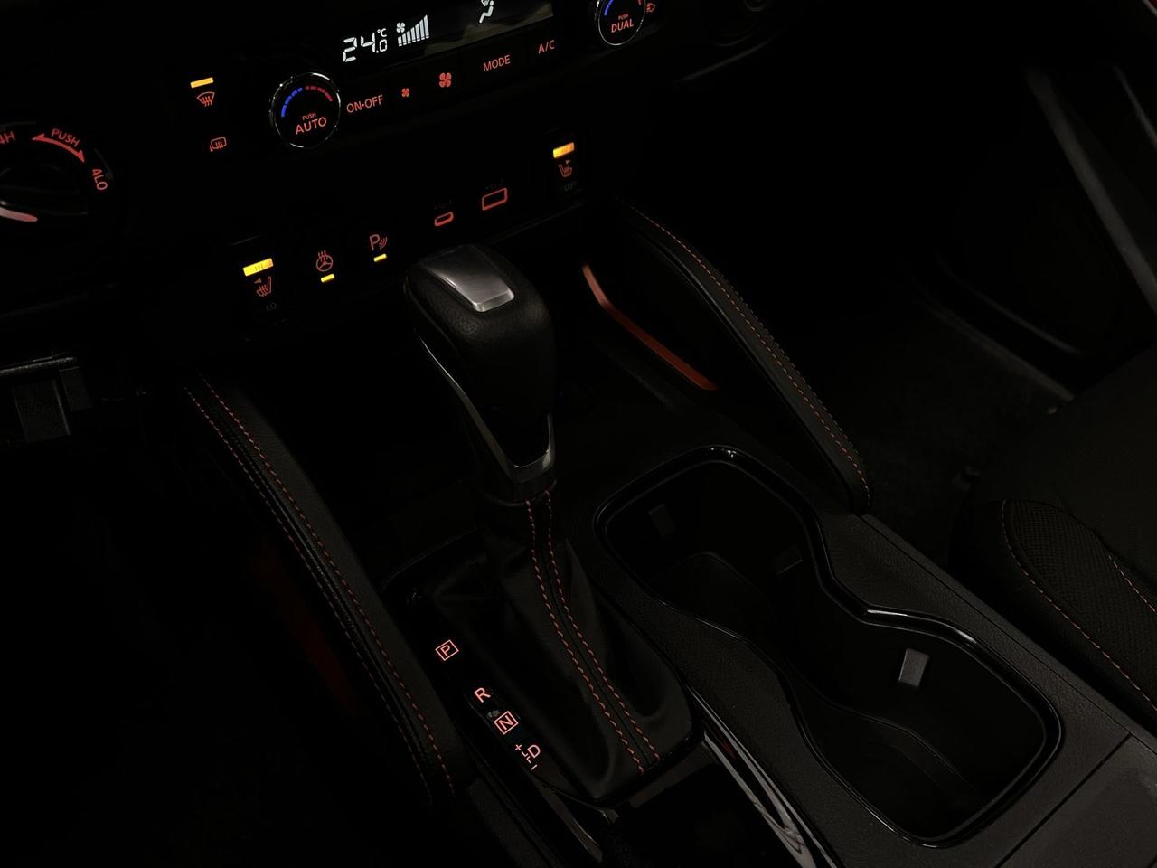 2025 Nissan Frontier PRO-4X 4X4 | CREW | SUNROOF | HTD SEATS | 360 CAM Photo